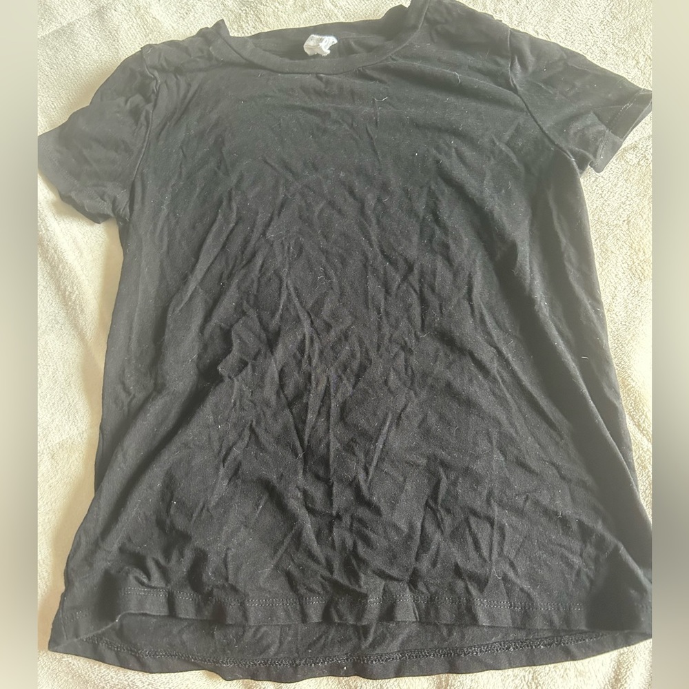 black t-shirt